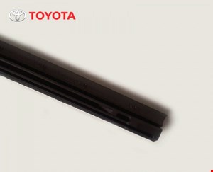 لاستیک برف پاک کن عقب تویوتا لندکروز 2010_2015 برند اصلی تویوتا 